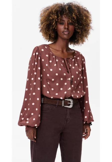 Свободна блуза на точки