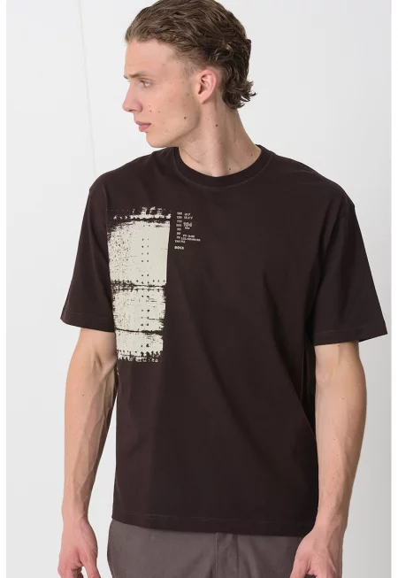 Свободна тениска от памук с фото щампа