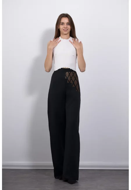 Топ с вълнообразни краища