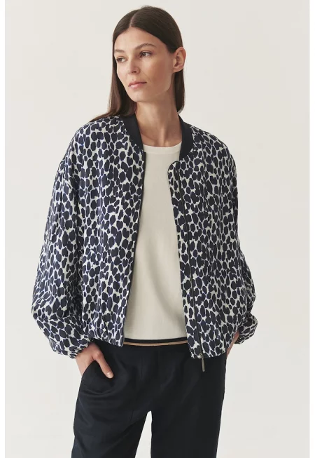 Десенирано яке бомбър