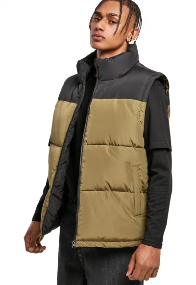 Капитониран елек