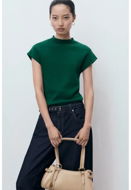 Пуловер с къси ръкави