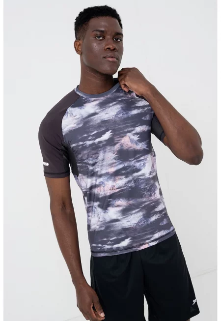 Супер слим тениска с ръкави реглан