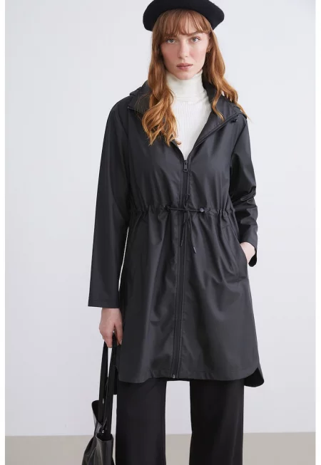 Дъждобран с качулка и цип