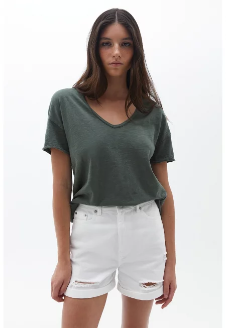 Памучна тениска с шпиц