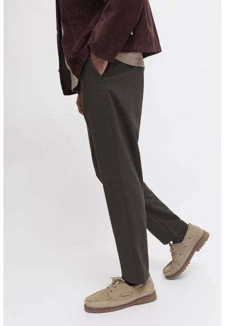 Скосен панталон с връзка на талията