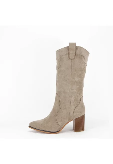 Светлокафяви елегантни ботуши 8615A 114 13864