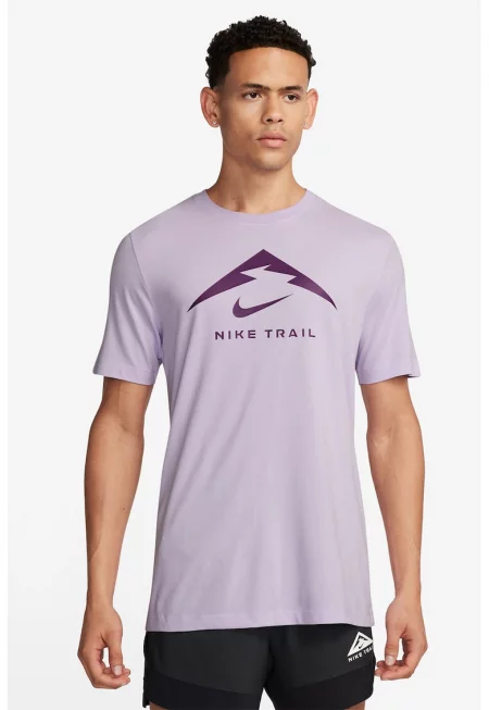 Тениска с Dri-FIT за бягане