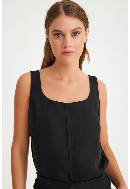 Топ от лиосел - Черен
