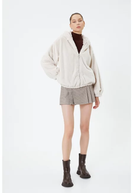 Яке с качулка и еко пух