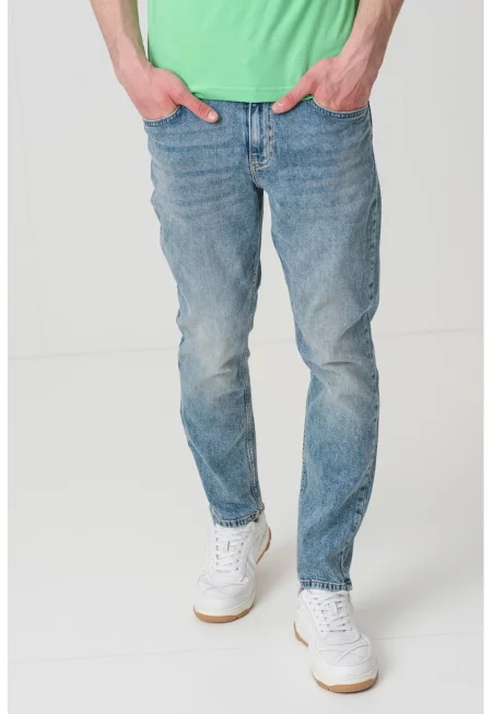 Дънки със стандартна кройка - Пастелносин