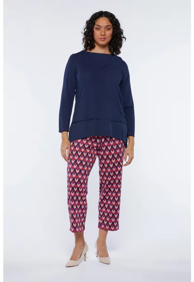 Фино плетен пуловер с шпиц