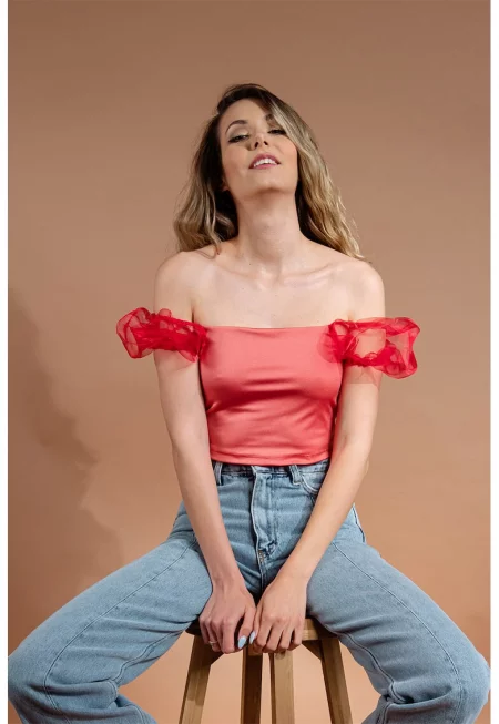 Къса блуза Rania с мрежести ръкави