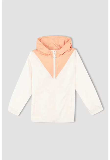 Олекотено яке с контрасти