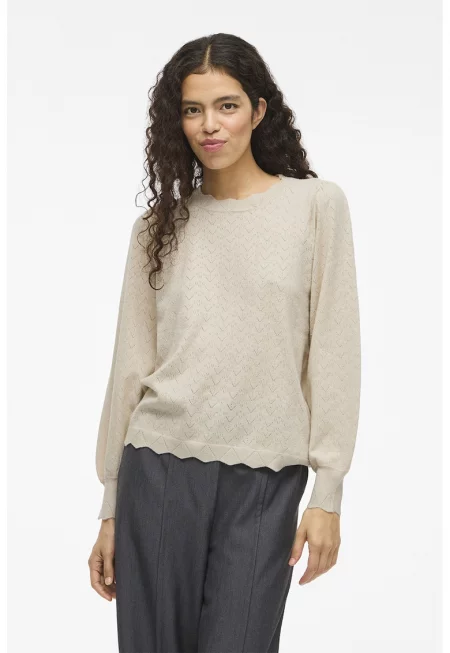 Пуловер с овално деколте и отвори