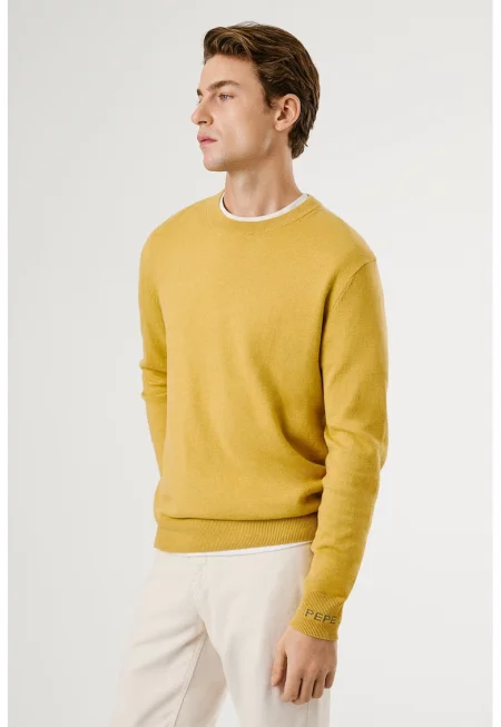 Пуловер с рипсени краища