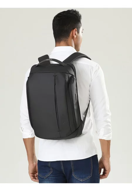 Раница с джобове - Черен