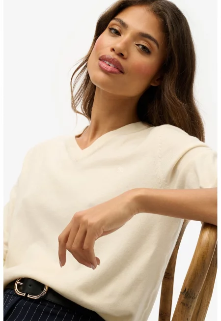 Шпиц пуловер с модал и вълна - Крем