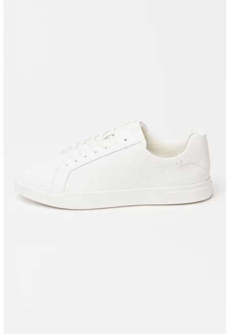 Спортни обувки с лого - Мръснобял