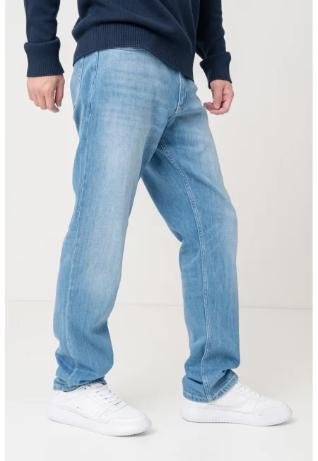 Свободни дънки с джобове - Светлосин