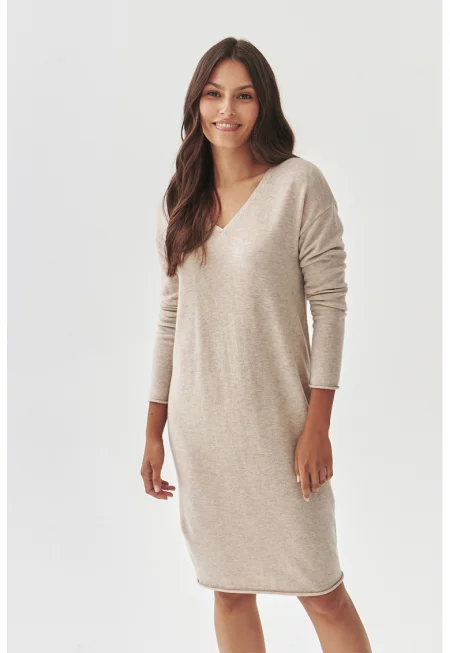 Вълнена рокля-пуловер с шпиц - Светло бежово