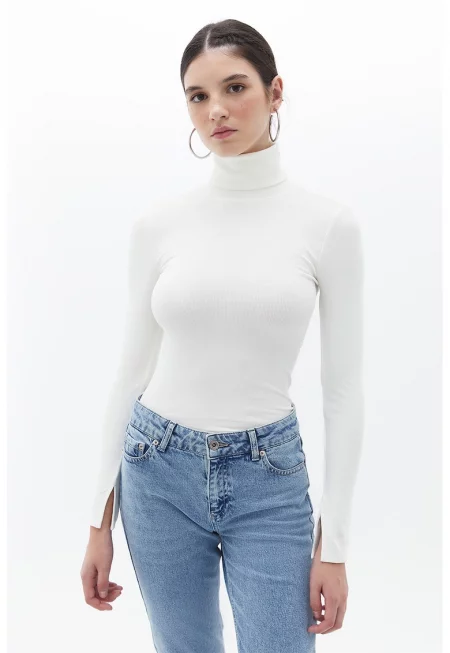 Вталено поло