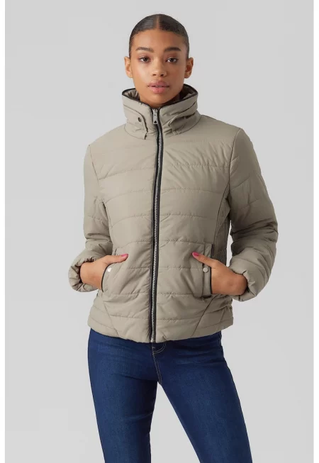 Зимно яке с висока яка