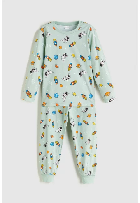 Дълга пижама с графична шарка