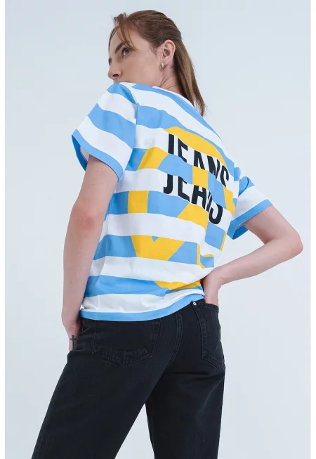 Раирана тениска с лого