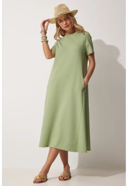 Разкроена рокля тип тениска с джобове