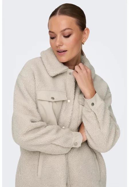 Яке от еко вълна с джобове на гърдите