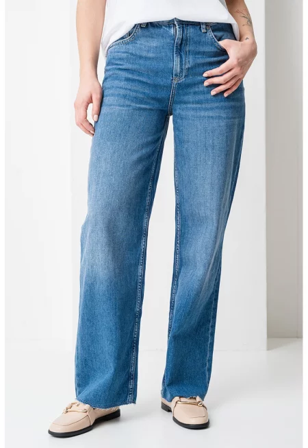 Дънки със средна талия - Светлосин