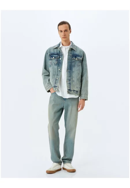 Дънково яке със захабен ефект