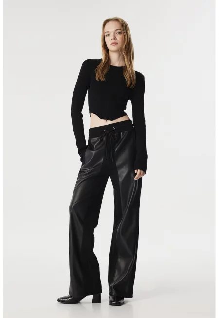 Панталон със свободна кройка - Черен