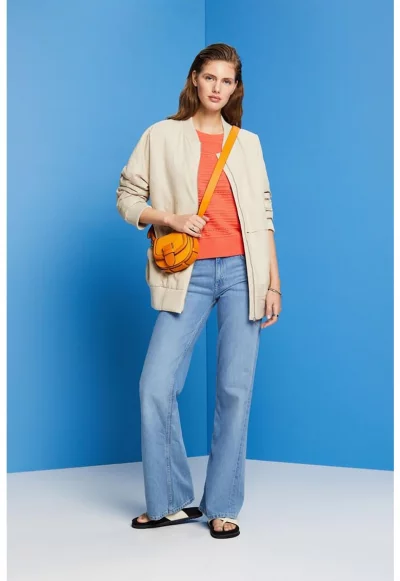 Пуловер с къси ръкави