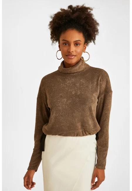 Свободно поло с връзка