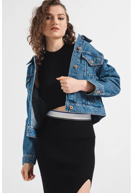 Яке от деним с джоб на гърдите