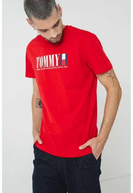 Десенирана тениска с овално деколте и лого