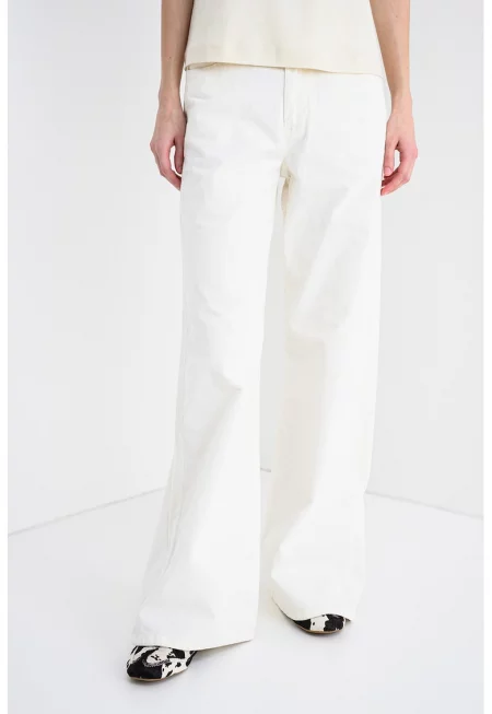 Джинсов панталон с широк крачол