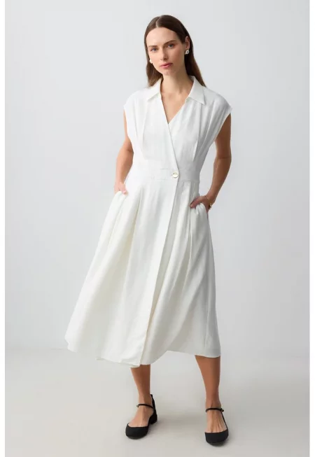 Миди рокля с джобове встрани - Бял