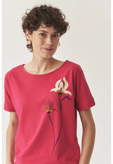 Памучна тениска с овално деколте и флорален дизайн