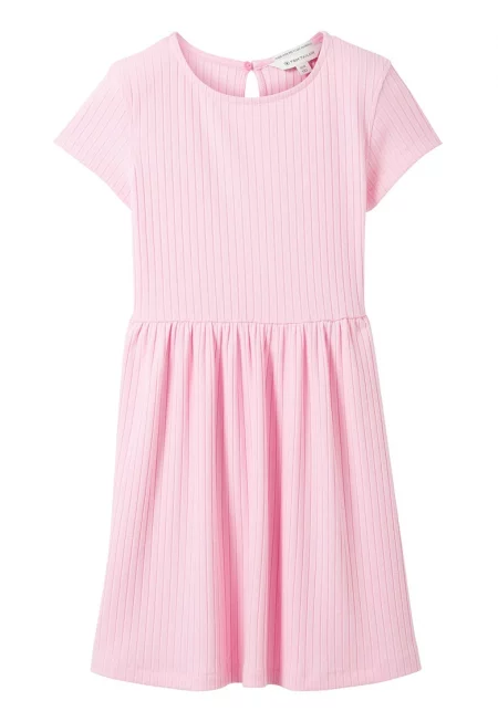 Разкроена рипсена рокля