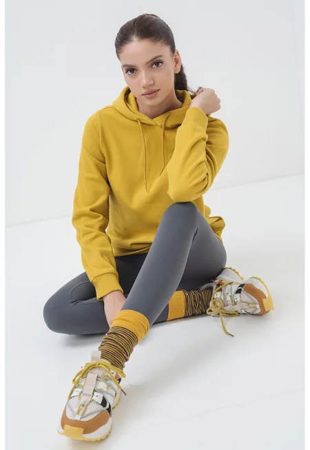 Стандартно худи с малко лого - Синапено жълто