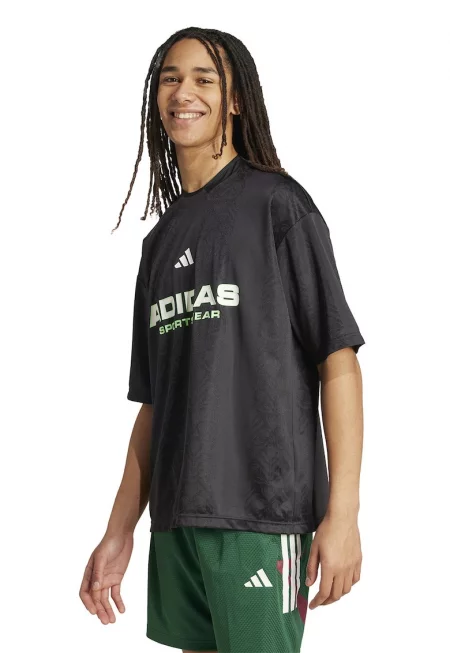 Тениска с овално деколте и лого