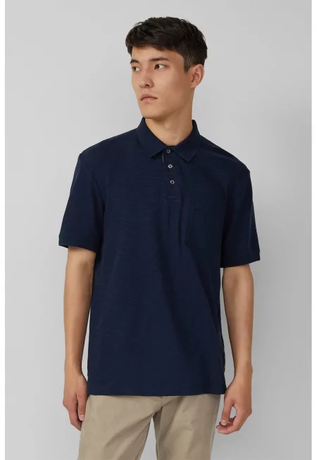 Тениска с яка и джоб на гърдите