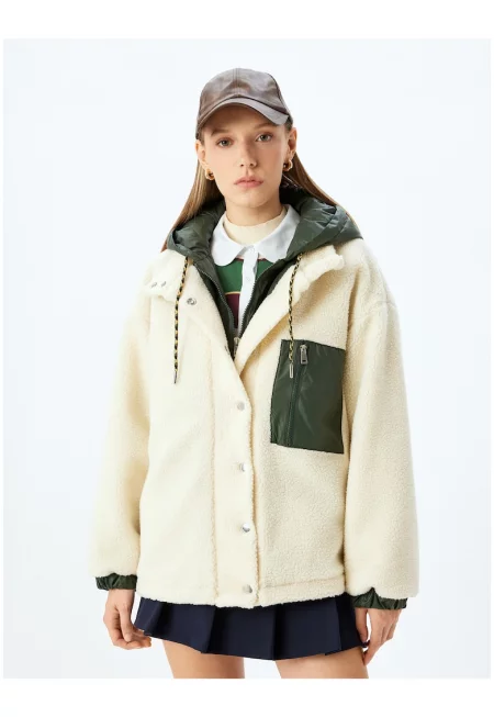 Яке с джоб - Бял