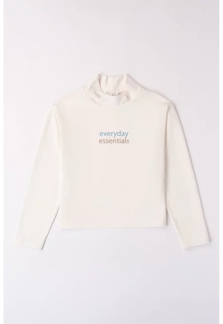 Блуза с надпис и ниска яка