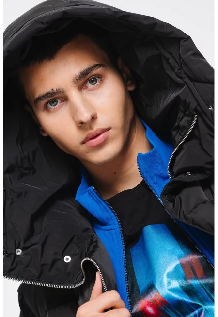 Капитонирано зимно яке с качулка - Черен