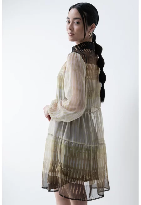 Къса рокля с ефирно покритие - Маслинено зелено