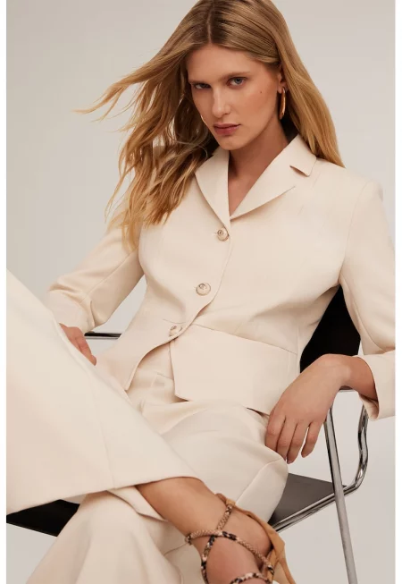 Късо сако с изчистен десен - Слонова кост